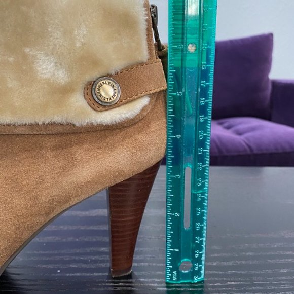 Chic & Comfy Anne Klein fleece cuffed ankle boots - Picture 9 of 9